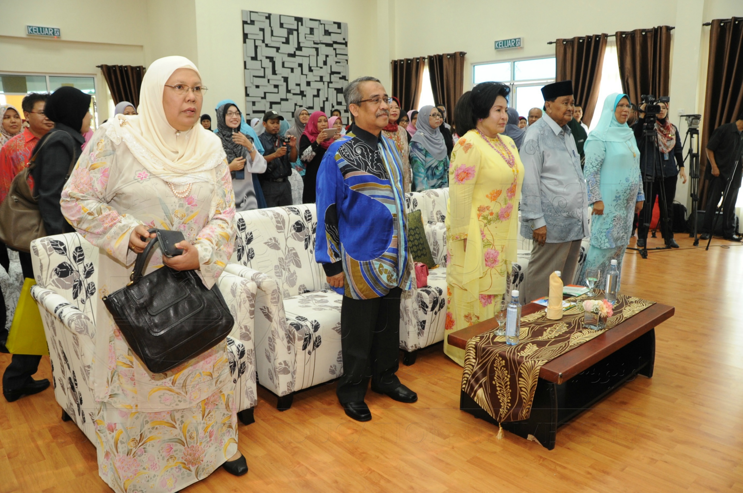 PRO16 32 NCDC HAS 3438